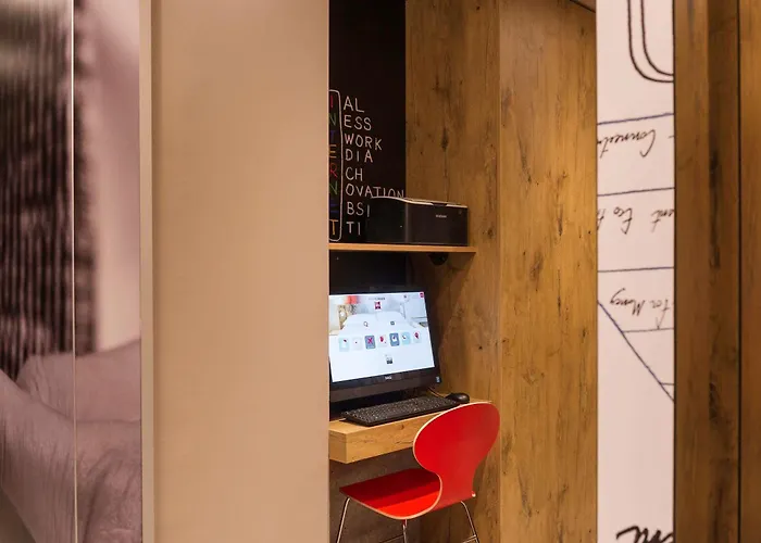 Ibis Vaugirard Porte De Versailles 3* Párizs