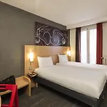 Ibis Vaugirard Porte De Versailles Hotel