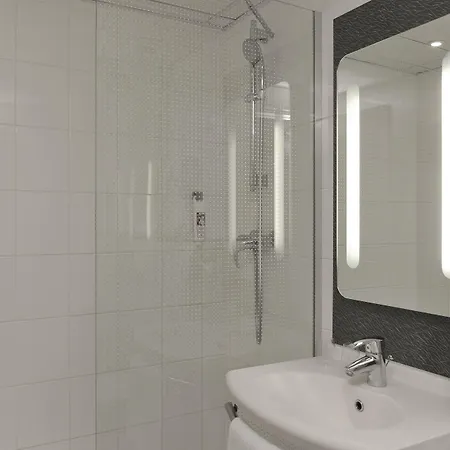 Hotel Ibis Vaugirard Porte De Versailles