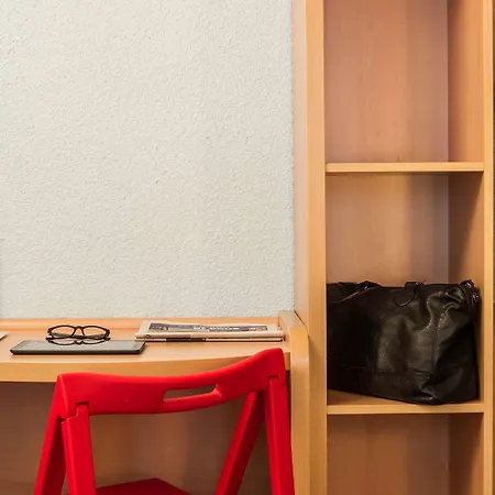 Ibis Vaugirard Porte De Versailles 3* Paříž