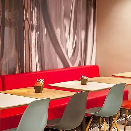 Hotel Ibis Vaugirard Porte De Versailles