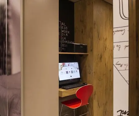 Ibis Vaugirard Porte De Versailles 3*