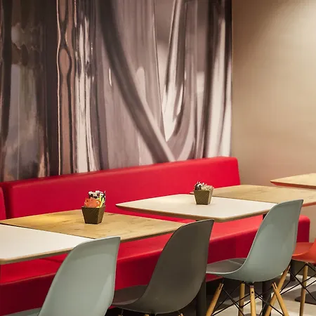 Ibis Vaugirard Porte De Versailles Hotel París
