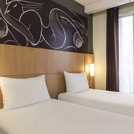Hotel Ibis Vaugirard Porte De Versailles 3*