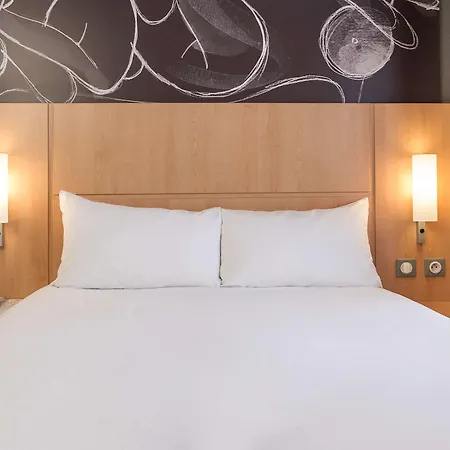 Ibis Vaugirard Porte De Versailles Hotell 3*