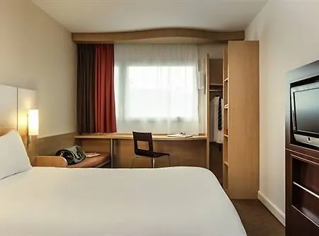 Ibis Vaugirard Porte De Versailles Parijs
